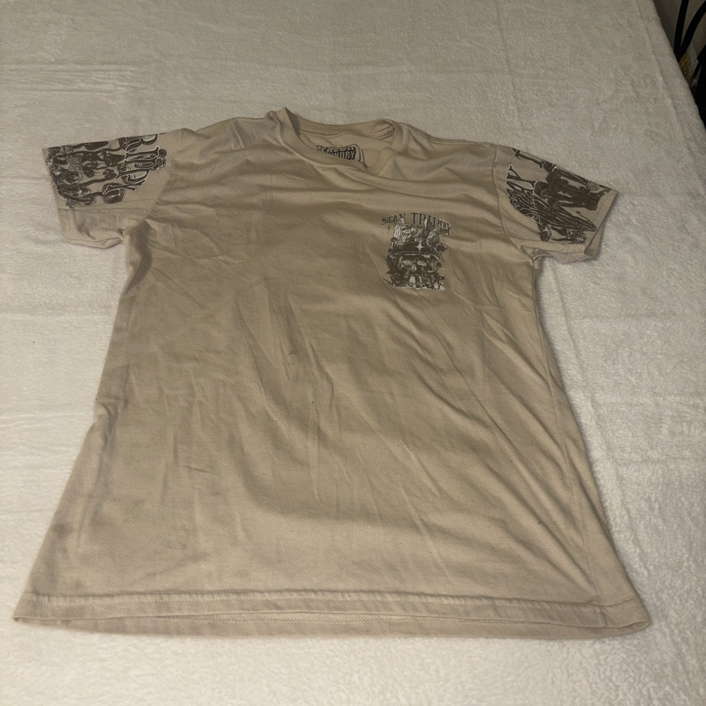 Stay Trippy Skull Mushroom Graphic Tee Mens M Streetwear Beige Shirt